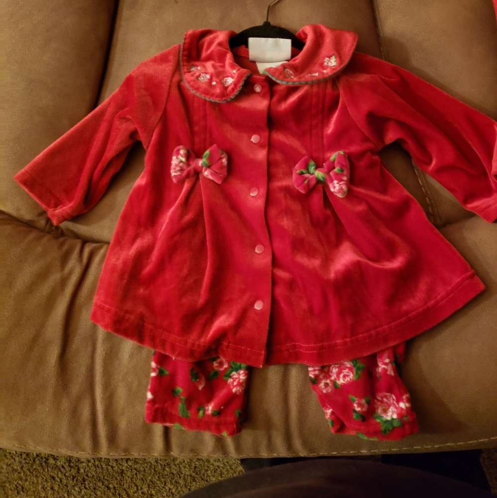 12m Red Matching Outfit with flowers on leggings